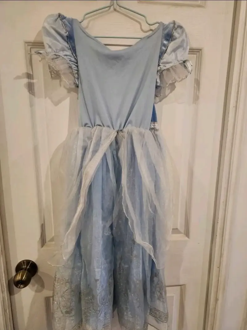 Hermoso disfraz de Cenicienta original Disney - 3