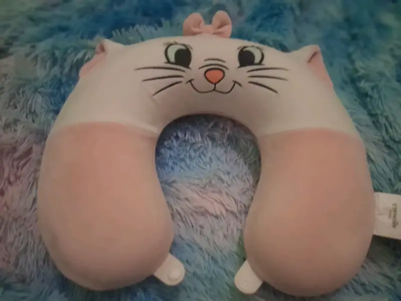 Cojín de viaje infantil con diseño de gato