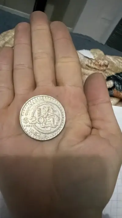 Moneda antigua   1982 - miniatura 1