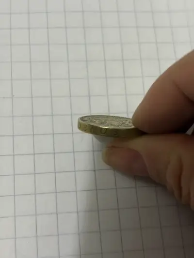 Moneda antigua   1982 - miniatura 3