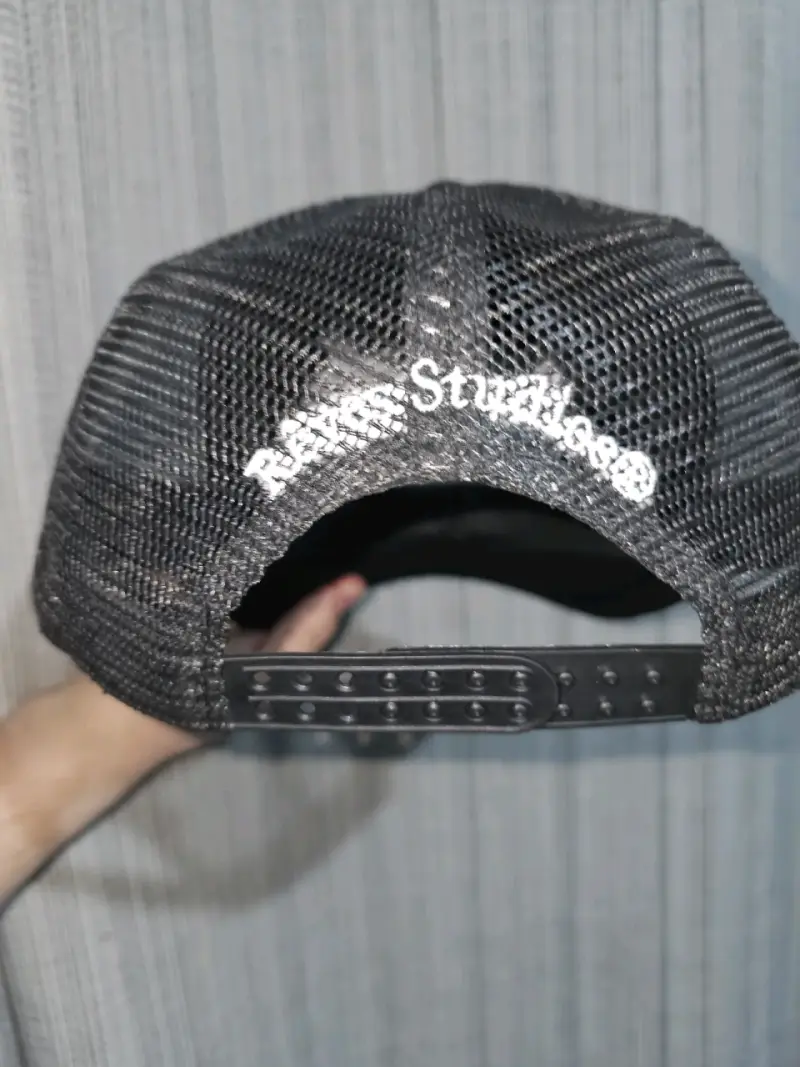 Gorra negra Rêves Studios estilo trucker - 6