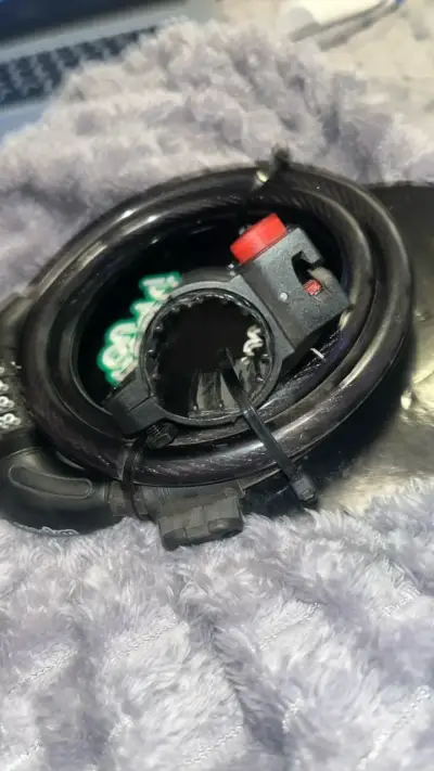 Candado espiral con clave On Wheels - miniatura 3