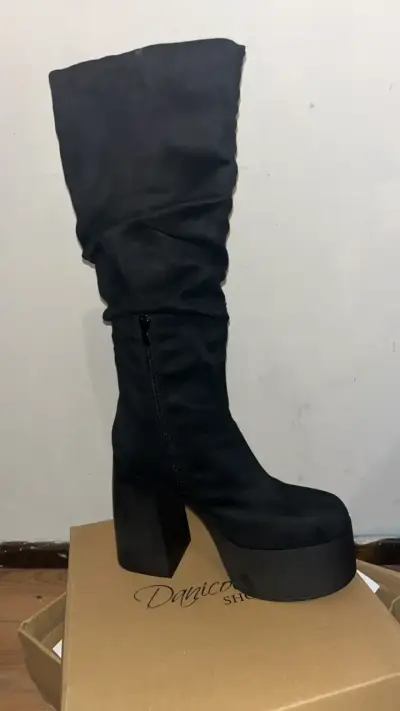 Botas negras de tacón alto Danicolle - miniatura 1