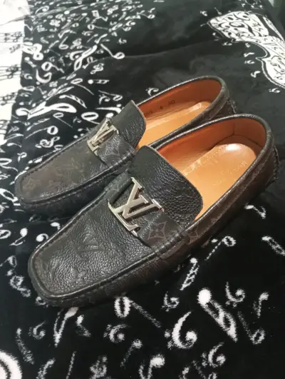 Mocasines de cuero Louis Vuitton negros - miniatura 1