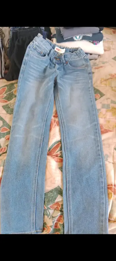 Jeans Levi's clásicos de mezclilla azul - miniatura 2