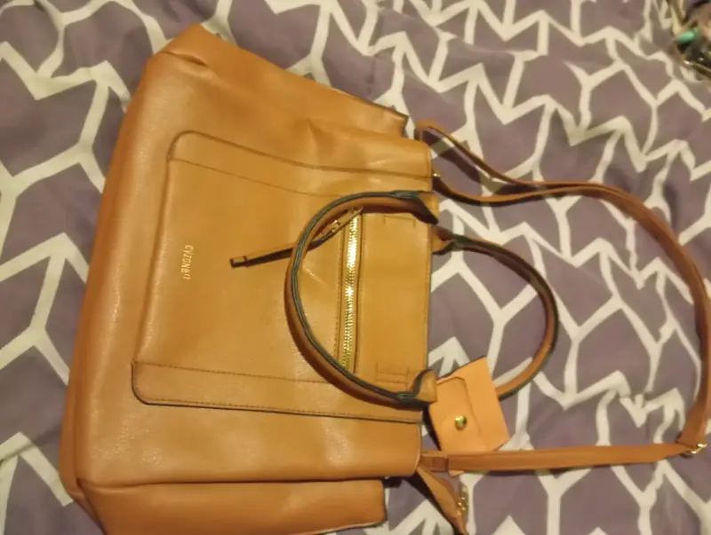 Bolso Cyzone marrón con bolsillo frontal - 2