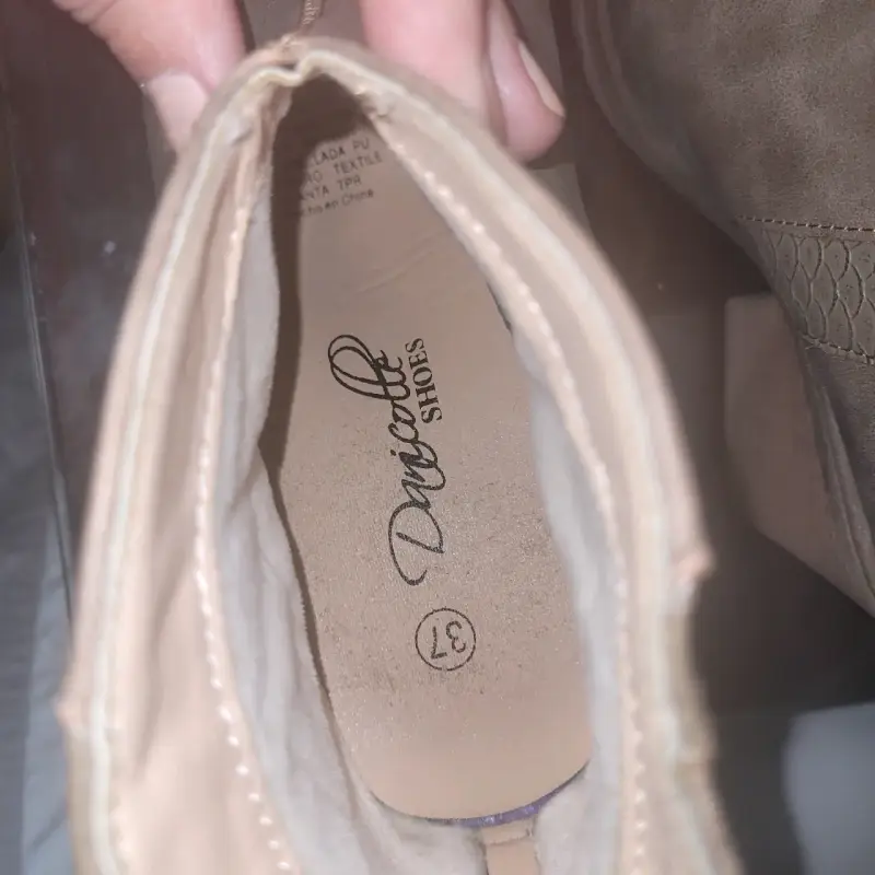 Botines beige con tacón - 2