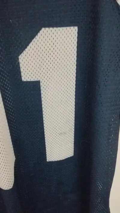 Camiseta deportiva Y2K - miniatura 4