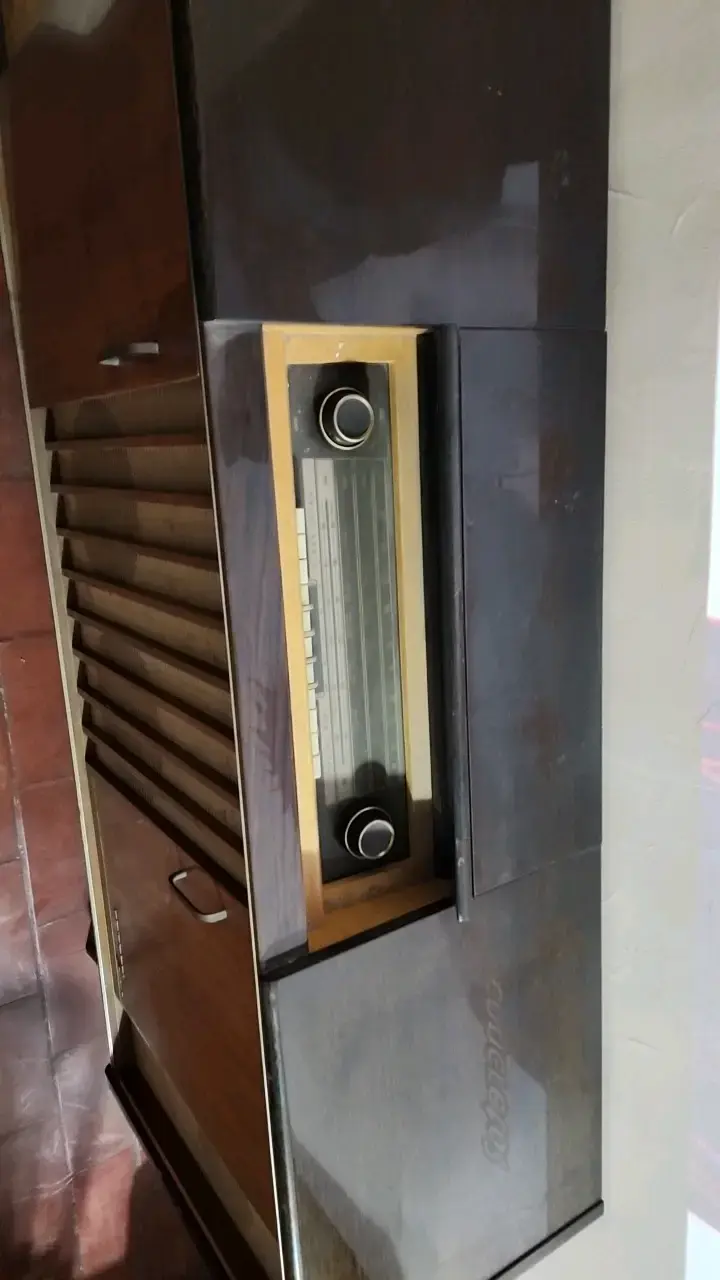 Grundig Aurora - 2