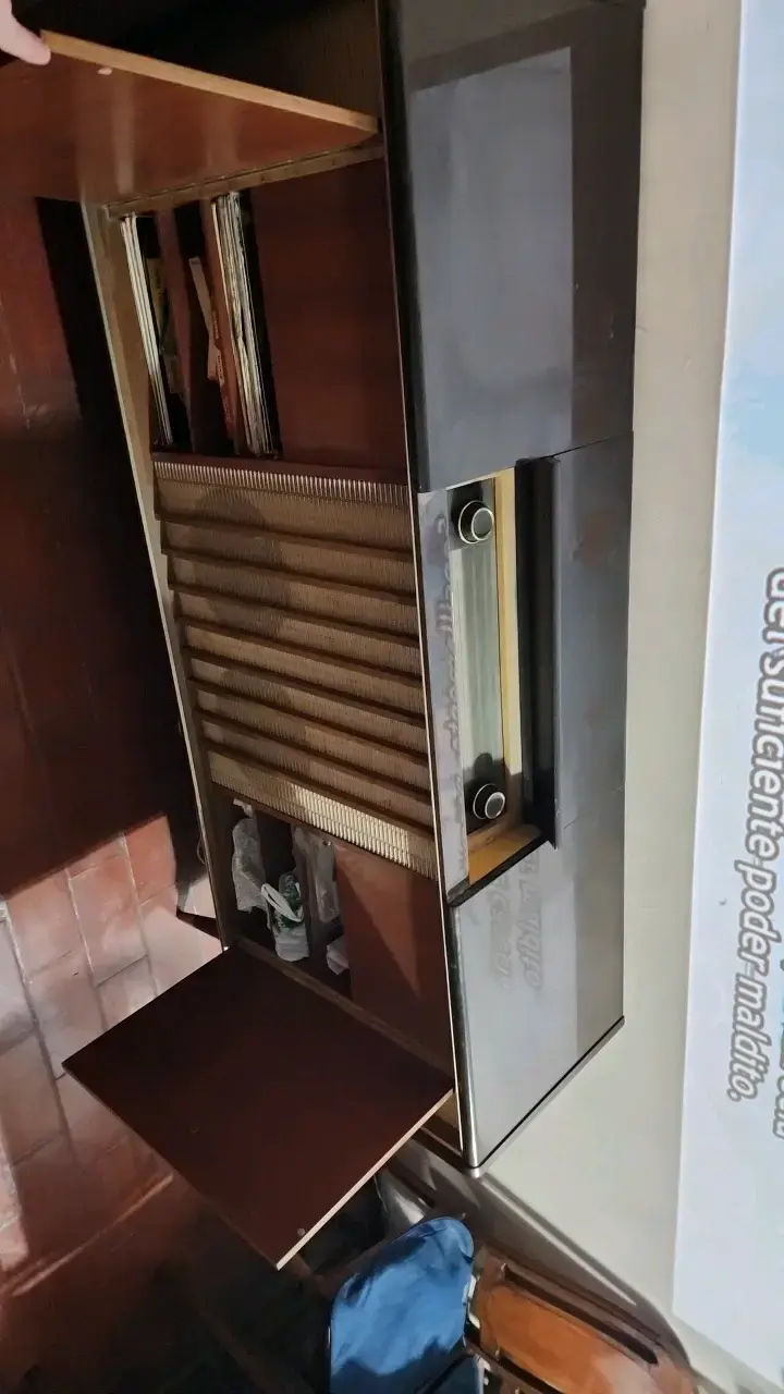 Grundig Aurora - 3