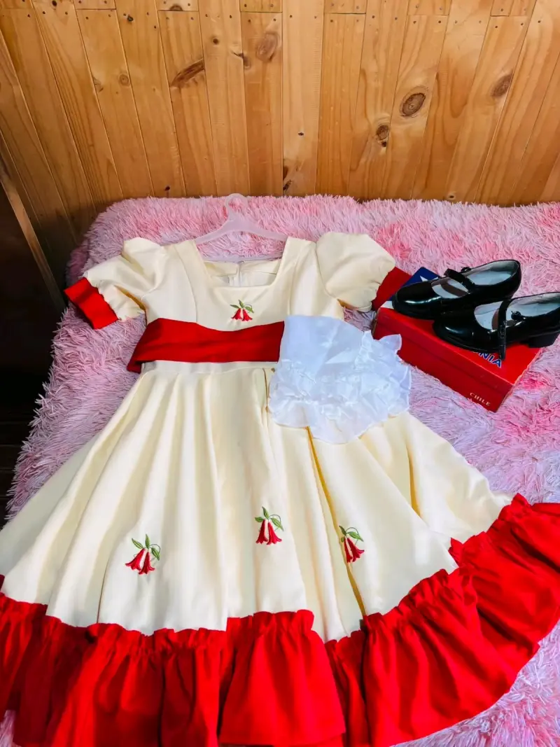 Vestido de huasa chilena para niña