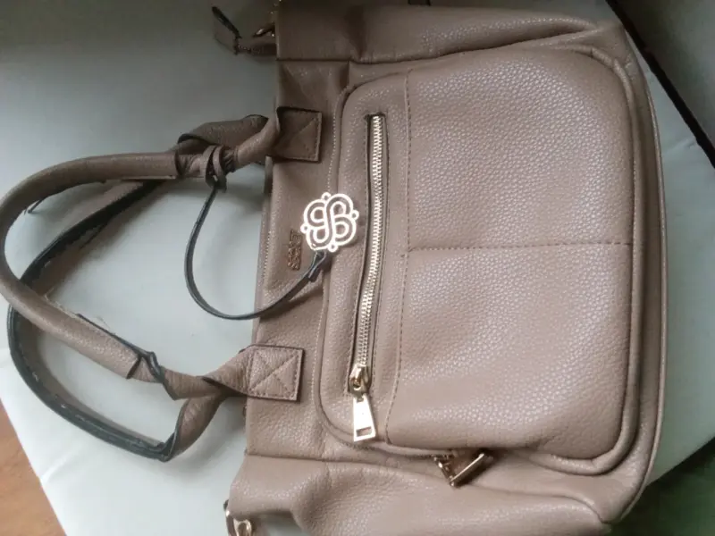 Cartera Secret beige con múltiples bolsillos - 2
