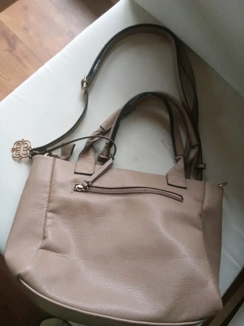 Cartera Secret beige con múltiples bolsillos - 4