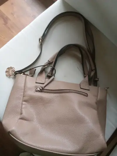 Cartera Secret beige con múltiples bolsillos - miniatura 4