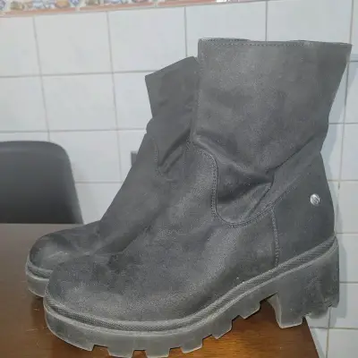 Botines negros de plataforma para mujer - miniatura 2