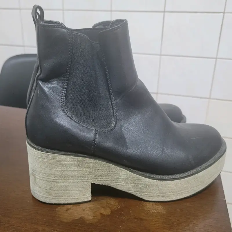 Botines negros con plataforma - 2