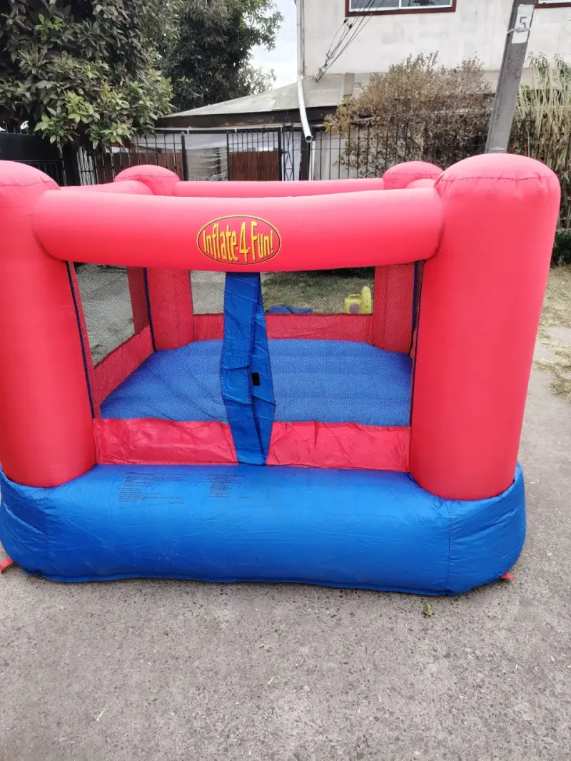 Castillo inflable para niños rojo y azul - 3
