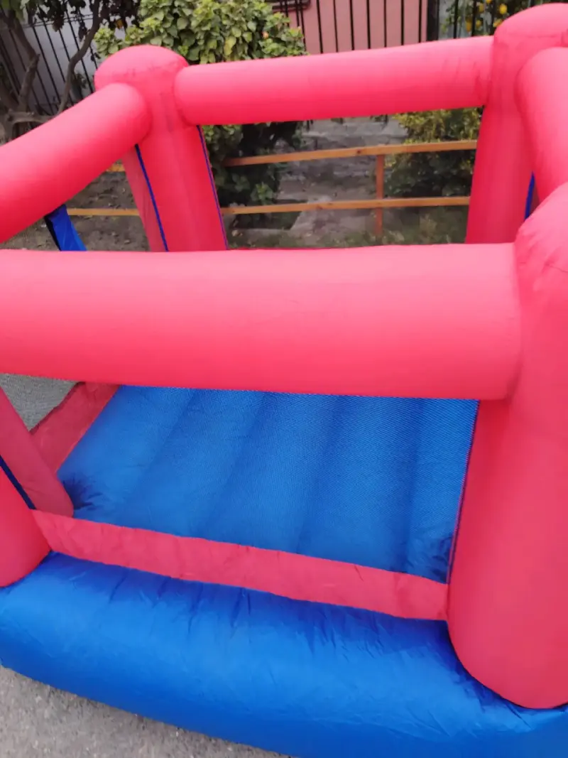 Castillo inflable para niños rojo y azul - 4