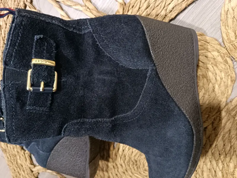 Botines de gamuza azul con hebilla - 1