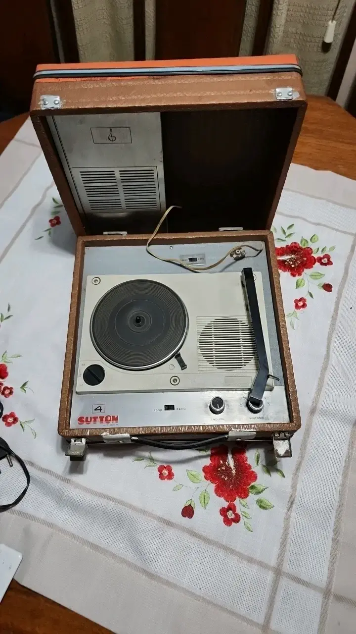 tocadiscos/radio portátil Sutton 4 - 3