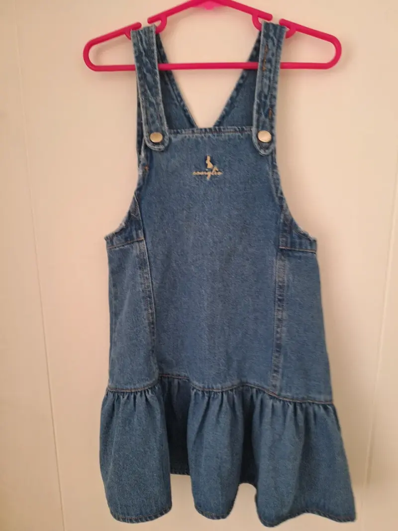 Vestido jumper de mezclilla para niña