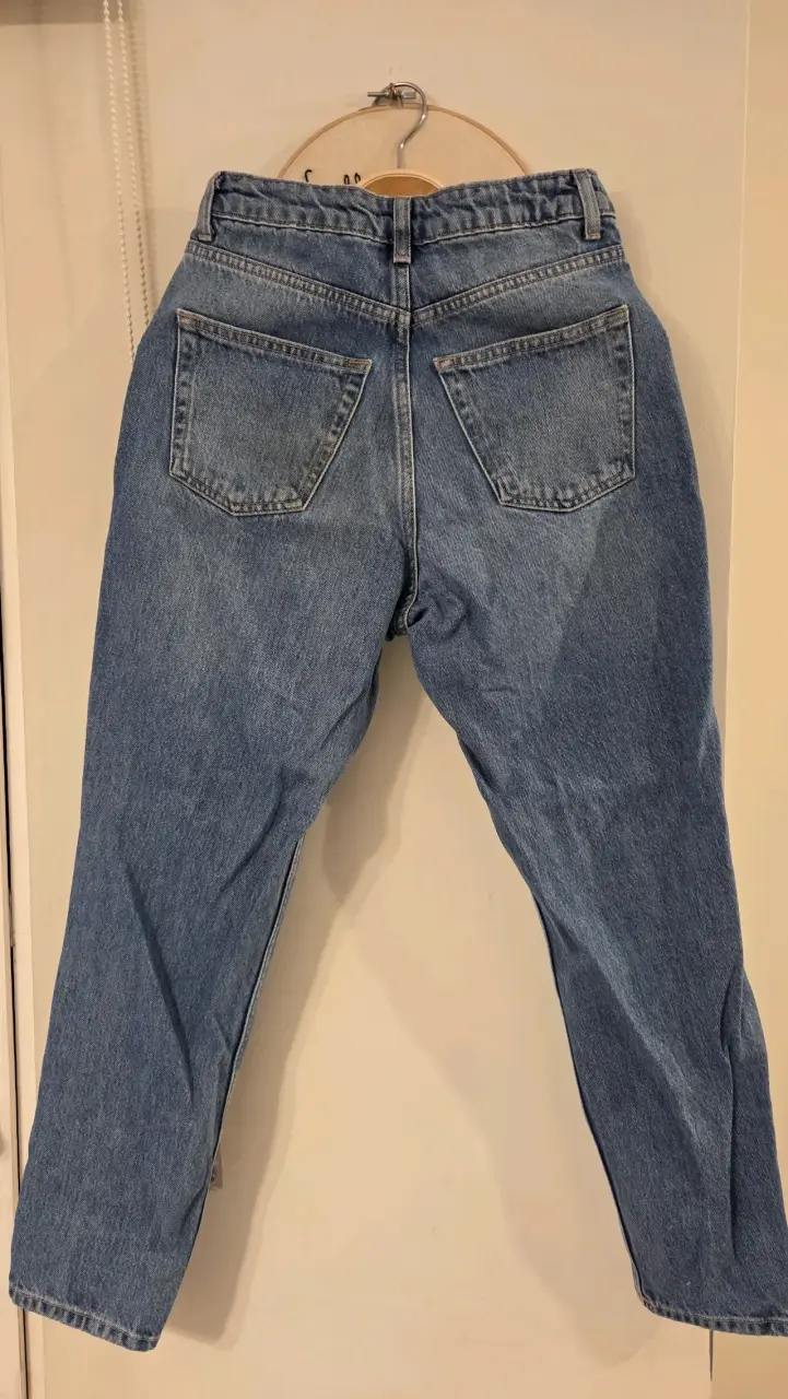 Jeans clásicos de mezclilla azul - 2