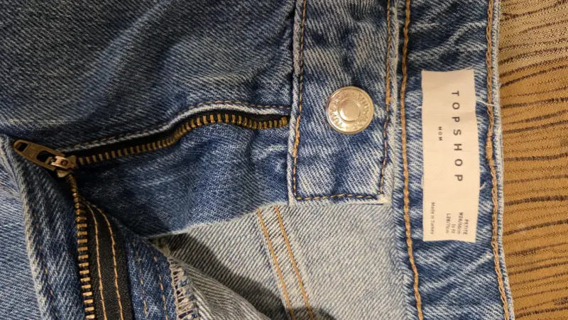 Jeans clásicos de mezclilla azul - 3