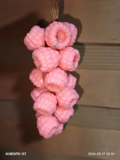 Decoración colgante de uvas coloridas - miniatura 3