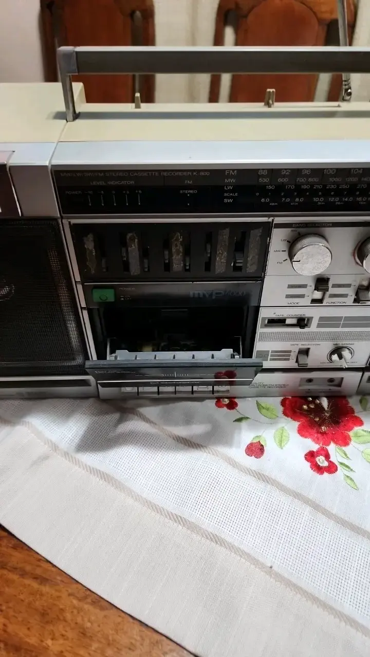 radio casetera goldstar - 5