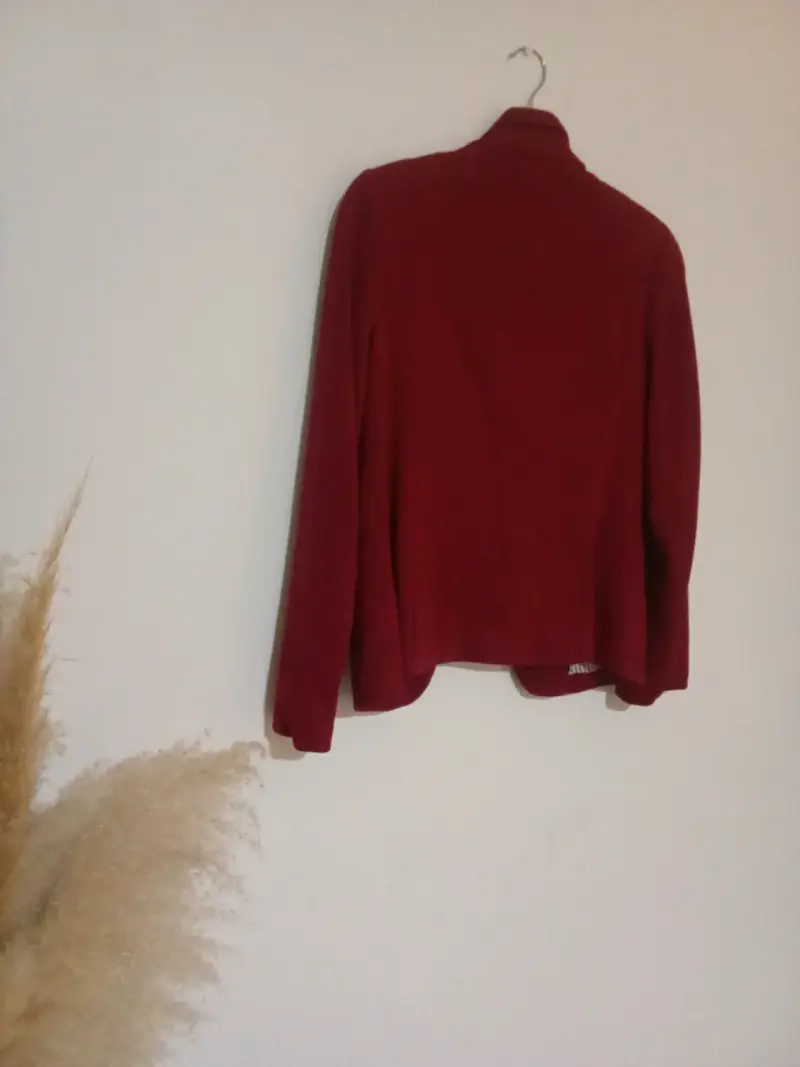 Blazer color burdeo elegante - 2