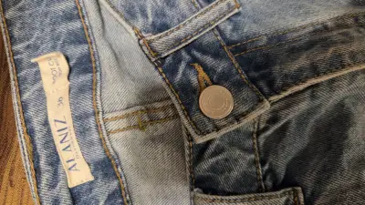 Jeans Alaniz azul clásico - miniatura 2