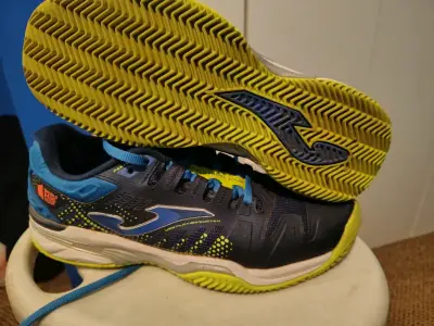 Zapatillas deportivas Joma azul y amarillo - miniatura 1