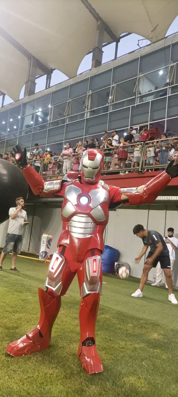 Traje cosplay de Ironman rojo y plateado - 1