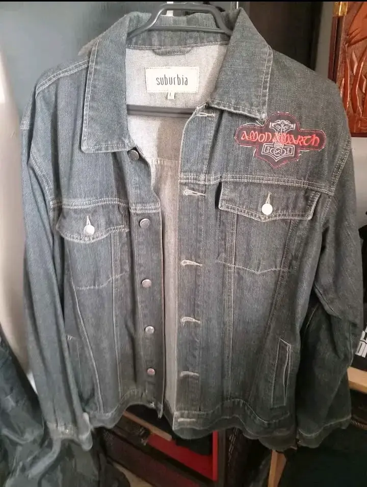 Chaqueta de mezclilla Suburbia con parche