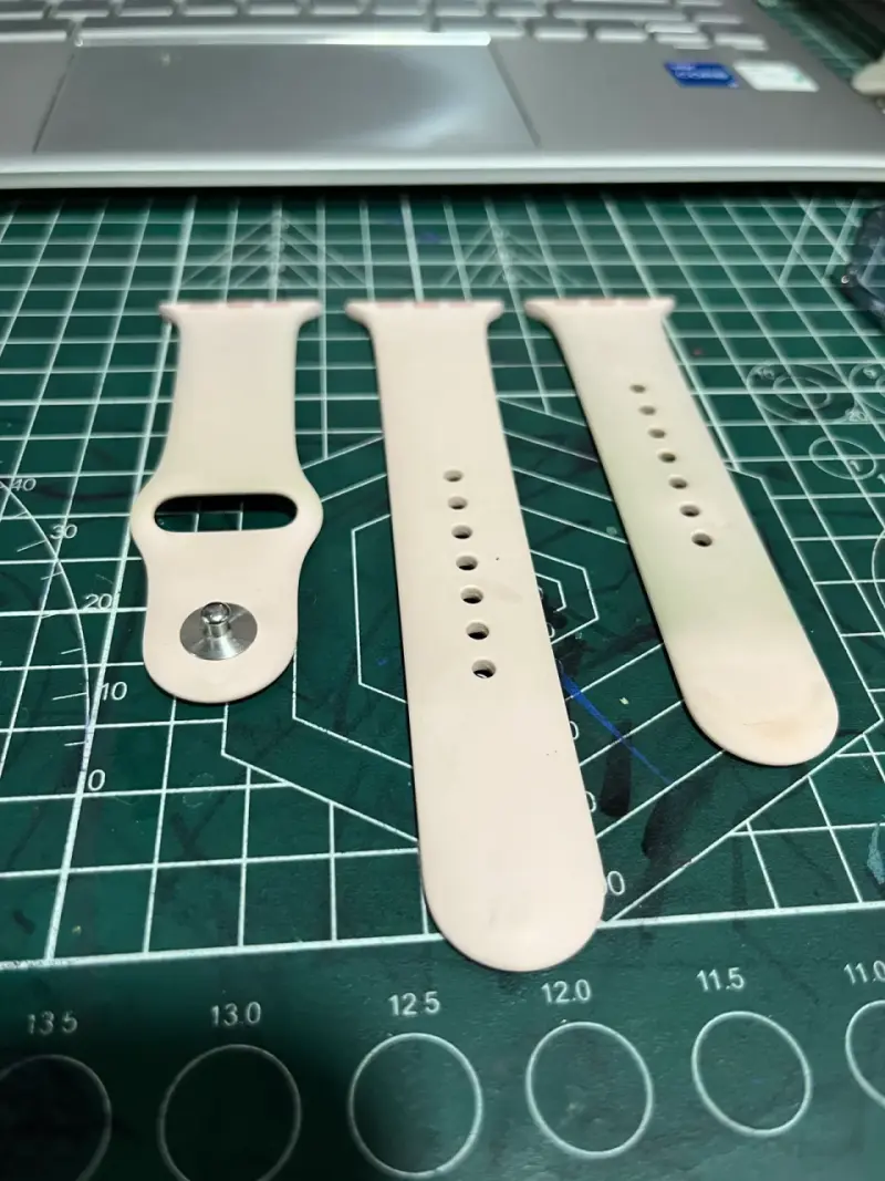 Smartwatch con correas intercambiables y cargador - 4