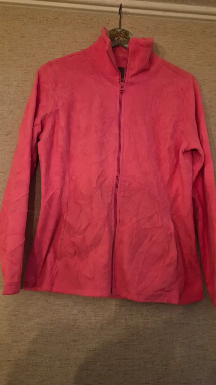Chaqueta polar rosa para mujer