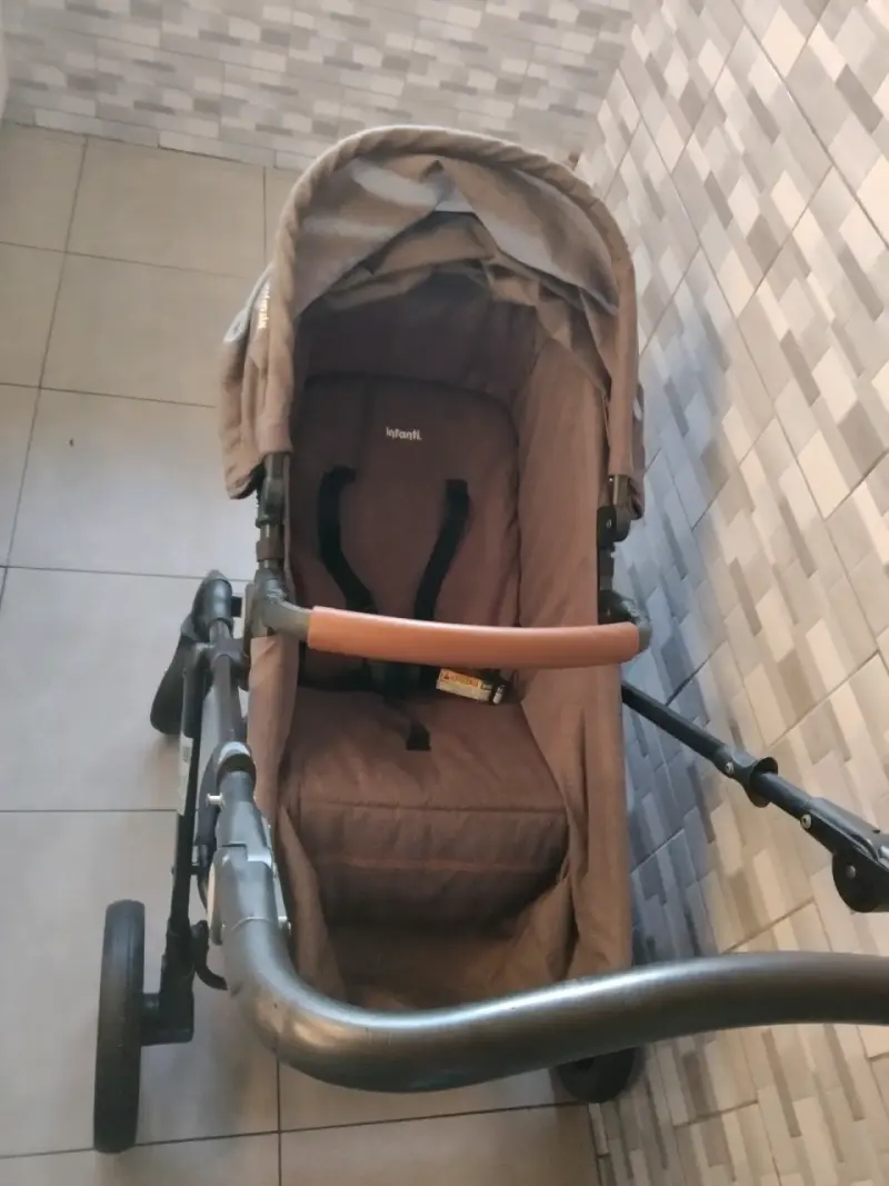 Coche de bebé Infanti en buen estado - 6