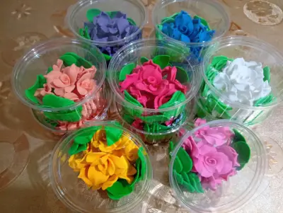 Rosas pastillaje flores de azúcar decoración - miniatura 1