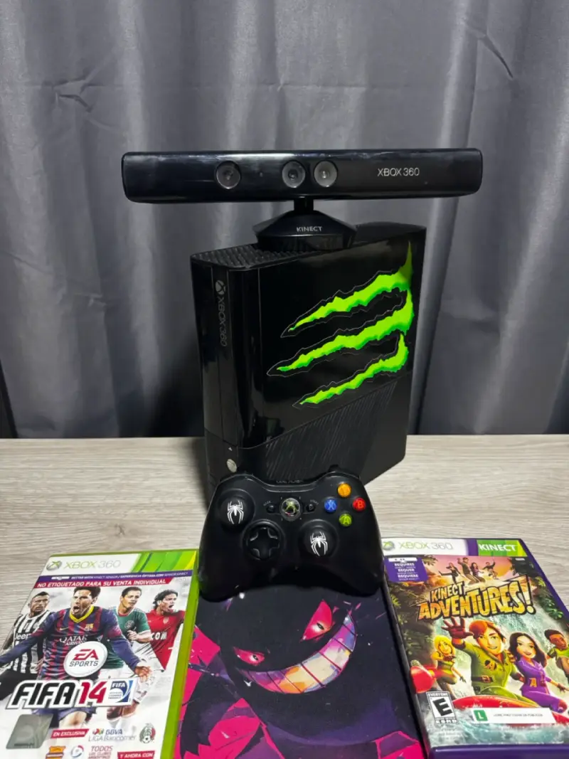 Consola Xbox 360 con Kinect y juegos - 1