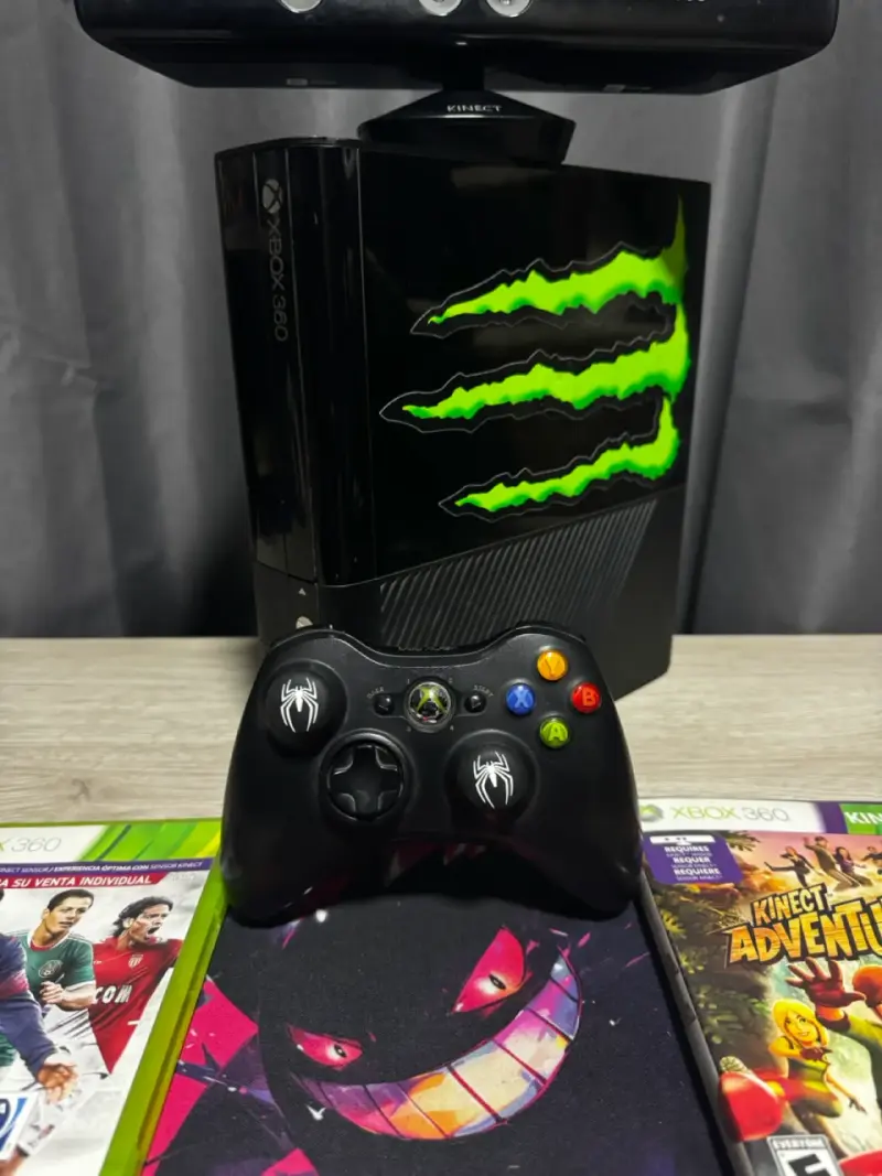 Consola Xbox 360 con Kinect y juegos - 2
