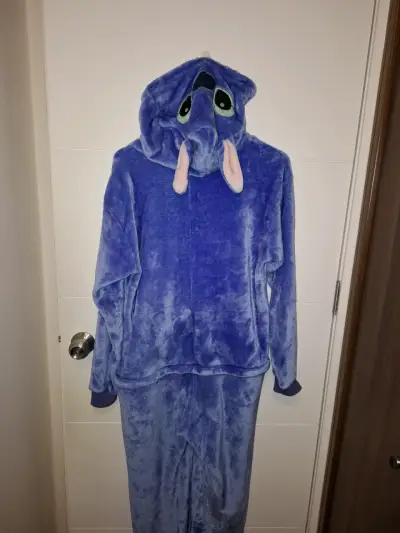 Pijama enterizo azul stitch con capucha - miniatura 4
