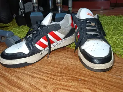 Zapatillas deportivas Adidas clásicas - miniatura 2