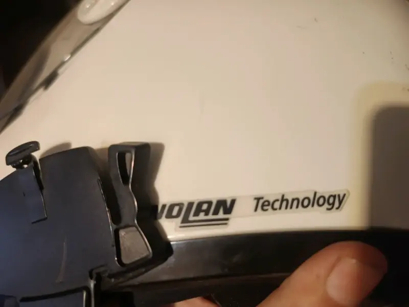 Casco Nolan blanco con tecnología avanzada - 1