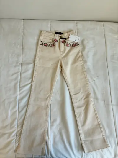 Jeans Desigual bordados florales beige - miniatura 2