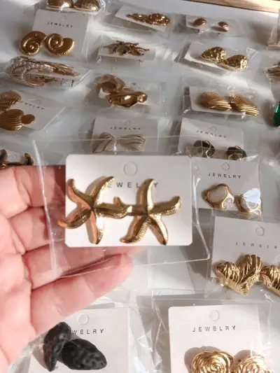 Lote Surtido de 25 pares de  Aros Fantasía - miniatura 4