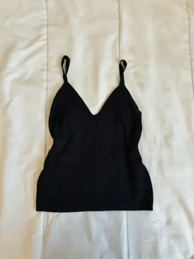 Top Mango negro de tirantes delgados - miniatura 1