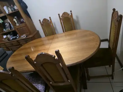 comedor extendible de madera tallada con 6 sillas - miniatura 2