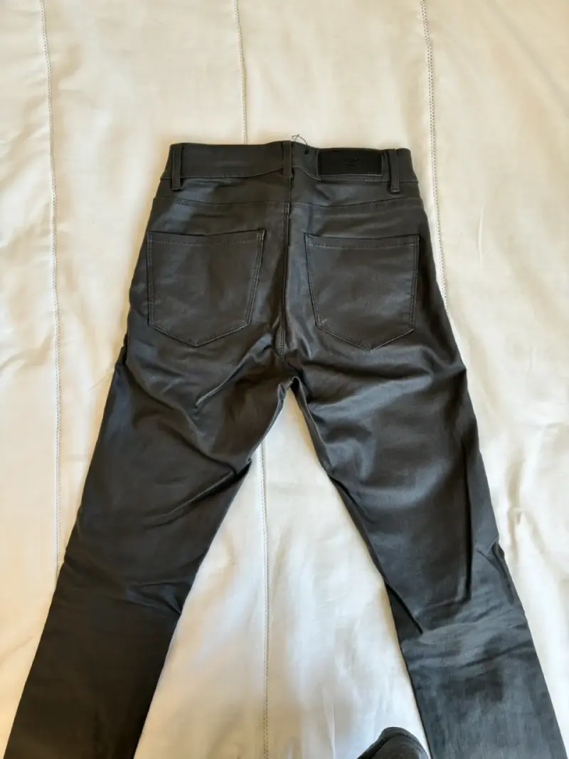 Pantalones cafés de cuero sintético Vero Moda - 4