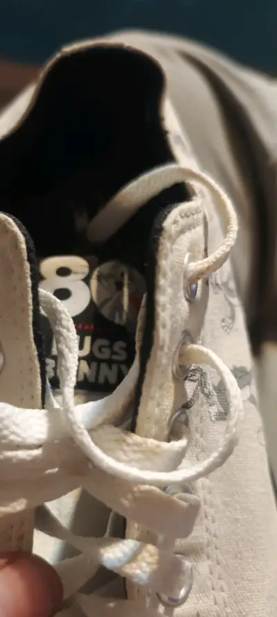 Zapatillas Bugs Bunny blancas con diseño - miniatura 1