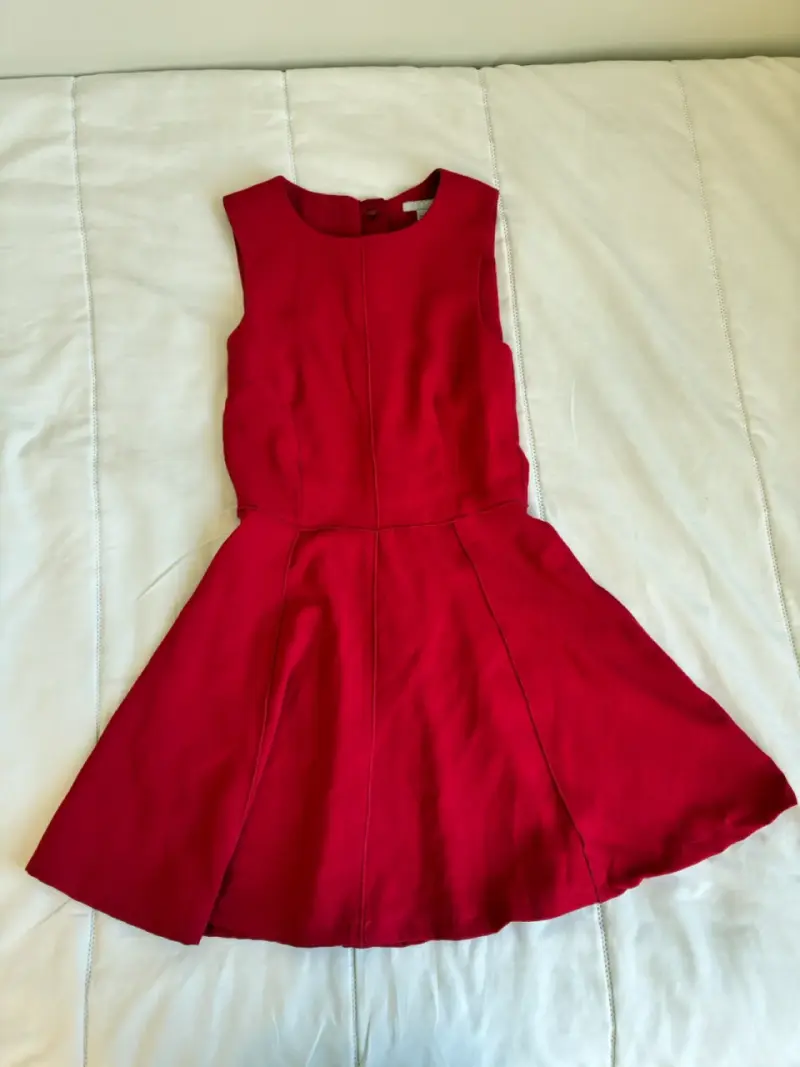 Vestido rojo sin mangas elegante - 1